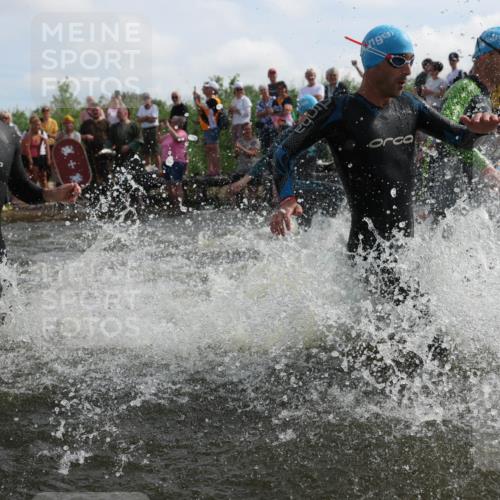 21.06.2026 - Viking Triathlon Michael Strokosch http://msf.ph/oto/9820703 21.06.2026 10:01:06 Schwimmen 5, 14, 17, 169, 180, 249, 270, 337, 342, 383, 454, 506, 527, 623, 640 meine-sportfotos.de