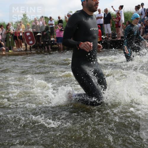 21.06.2026 - Viking Triathlon Michael Strokosch http://msf.ph/oto/9820705 21.06.2026 10:01:06 Schwimmen 5, 14, 17, 169, 180, 249, 270, 337, 342, 383, 454, 506, 527, 623, 640 meine-sportfotos.de