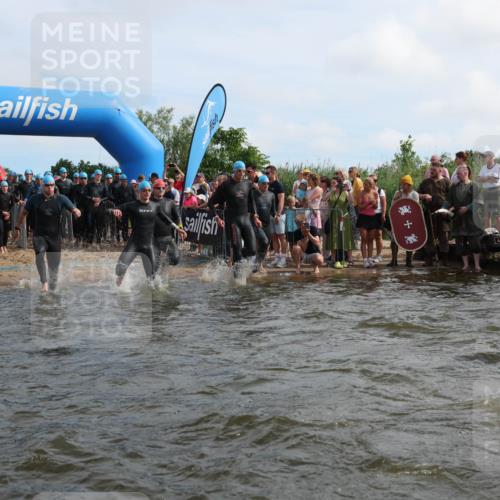 21.06.2026 - Viking Triathlon Michael Strokosch http://msf.ph/oto/9820731 21.06.2026 10:01:23 Schwimmen 18, 26, 28, 51, 65, 89, 114, 131, 145, 242, 271, 280, 447, 486, 500, 568, 576, 665 meine-sportfotos.de