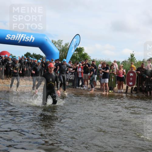 21.06.2026 - Viking Triathlon Michael Strokosch http://msf.ph/oto/9820804 21.06.2026 10:01:57 Schwimmen 30, 55, 221, 238, 265, 343, 380, 391, 394, 543, 606, 621, 644, 648, 664 meine-sportfotos.de