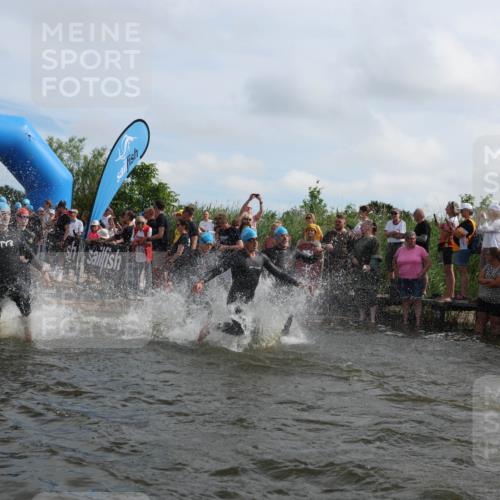21.06.2026 - Viking Triathlon Michael Strokosch http://msf.ph/oto/9820827 21.06.2026 10:02:08 Schwimmen 43, 90, 154, 226, 394, 410, 446, 501, 524, 606, 625, 660 meine-sportfotos.de