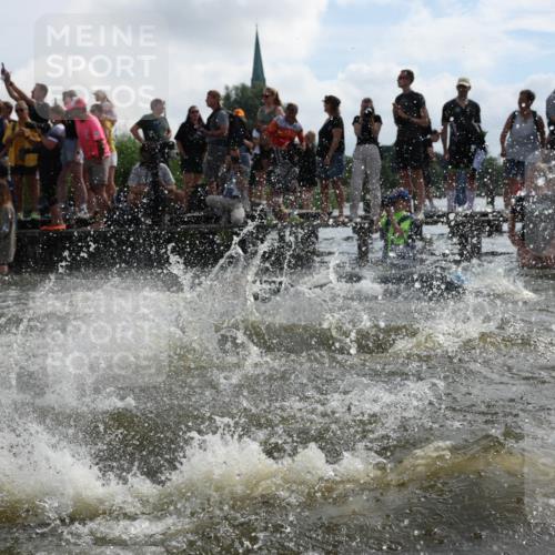 21.06.2026 - Viking Triathlon Michael Strokosch http://msf.ph/oto/9820878 21.06.2026 10:02:26 Schwimmen 47, 87, 126, 136, 142, 220, 255, 325, 360, 392, 430, 490, 604, 651, 655 meine-sportfotos.de