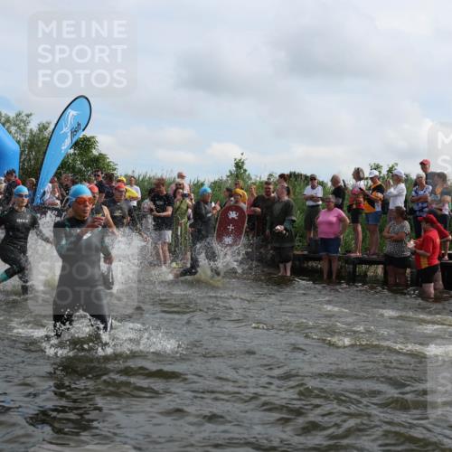21.06.2026 - Viking Triathlon Michael Strokosch http://msf.ph/oto/9820910 21.06.2026 10:02:43 Schwimmen 16, 20, 73, 99, 100, 171, 186, 315, 372, 386, 440, 462, 485, 513, 553, 560, 579, 636, 653 meine-sportfotos.de