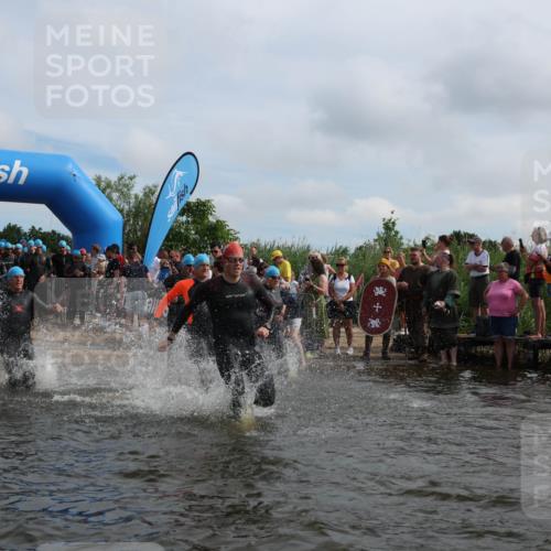 21.06.2026 - Viking Triathlon Michael Strokosch http://msf.ph/oto/9820933 21.06.2026 10:02:54 Schwimmen 20, 64, 73, 111, 171, 219, 233, 315, 395, 407, 475, 530, 546, 553, 634 meine-sportfotos.de