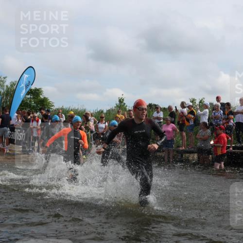 21.06.2026 - Viking Triathlon Michael Strokosch http://msf.ph/oto/9820936 21.06.2026 10:02:55 Schwimmen 20, 64, 73, 111, 171, 219, 233, 315, 395, 407, 475, 530, 546, 553, 634 meine-sportfotos.de