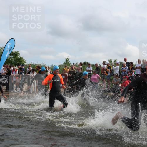 21.06.2026 - Viking Triathlon Michael Strokosch http://msf.ph/oto/9820938 21.06.2026 10:02:55 Schwimmen 20, 64, 73, 111, 171, 219, 233, 315, 395, 407, 475, 530, 546, 553, 634 meine-sportfotos.de