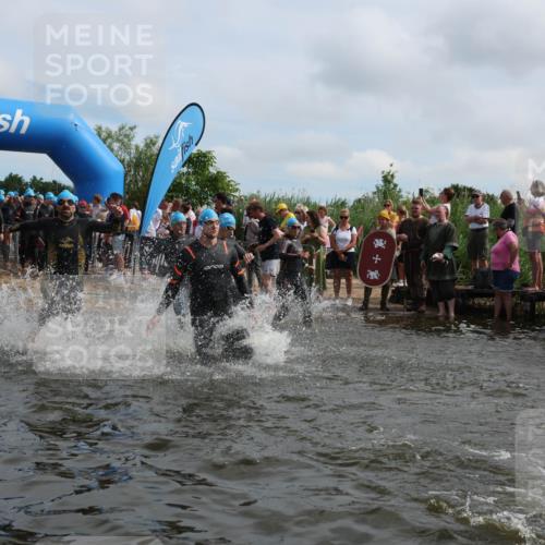 21.06.2026 - Viking Triathlon Michael Strokosch http://msf.ph/oto/9820947 21.06.2026 10:02:59 Schwimmen 64, 80, 82, 111, 199, 219, 233, 395, 407, 475, 530, 545, 546, 612, 634 meine-sportfotos.de