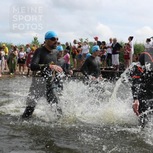 21.06.2026 - Viking Triathlon Michael Strokosch http://msf.ph/oto/9820957 21.06.2026 10:03:02 Schwimmen 64, 80, 82, 111, 199, 219, 233, 395, 407, 475, 530, 545, 546, 612, 634 meine-sportfotos.de