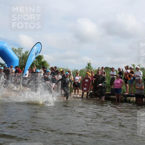 21.06.2026 - Viking Triathlon Michael Strokosch http://msf.ph/oto/9820997 21.06.2026 10:03:24 Schwimmen 58, 84, 118, 143, 202, 303, 328, 364, 419, 455, 457, 487, 556, 656, 667 meine-sportfotos.de