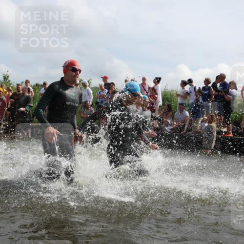 21.06.2026 - Viking Triathlon Michael Strokosch http://msf.ph/oto/9821006 21.06.2026 10:03:26 Schwimmen 58, 84, 118, 143, 202, 303, 328, 364, 419, 455, 457, 487, 556, 656, 667 meine-sportfotos.de