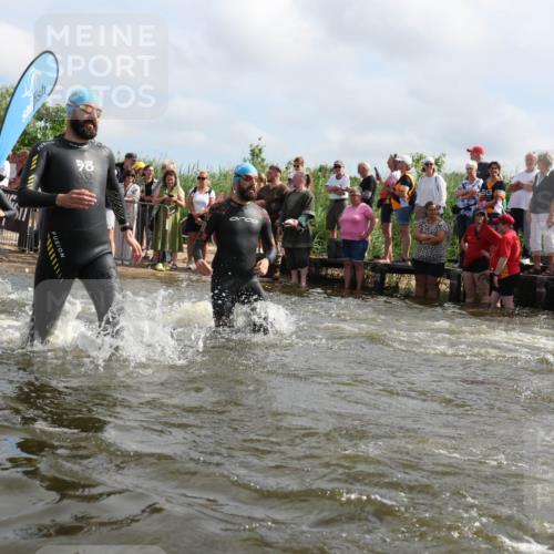 21.06.2026 - Viking Triathlon Michael Strokosch http://msf.ph/oto/9821028 21.06.2026 10:03:35 Schwimmen 53, 84, 95, 143, 229, 251, 303, 323, 327, 340, 423, 457, 458, 559, 656 meine-sportfotos.de