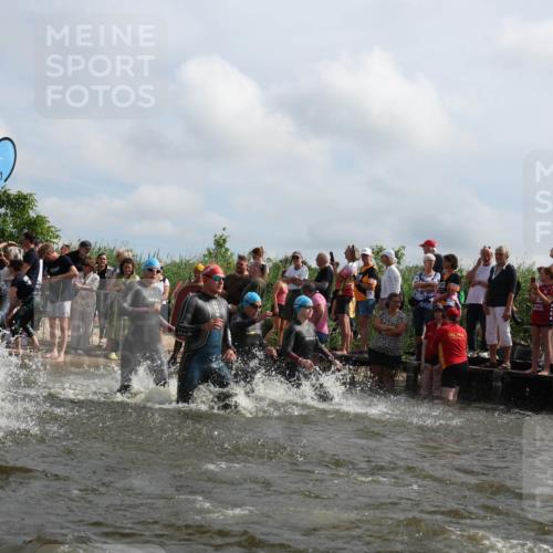 21.06.2026 - Viking Triathlon Michael Strokosch http://msf.ph/oto/9821071 21.06.2026 10:03:56 Schwimmen 122, 266, 267, 268, 287, 291, 339, 384, 460, 531, 552, 554, 608, 645, 649 meine-sportfotos.de