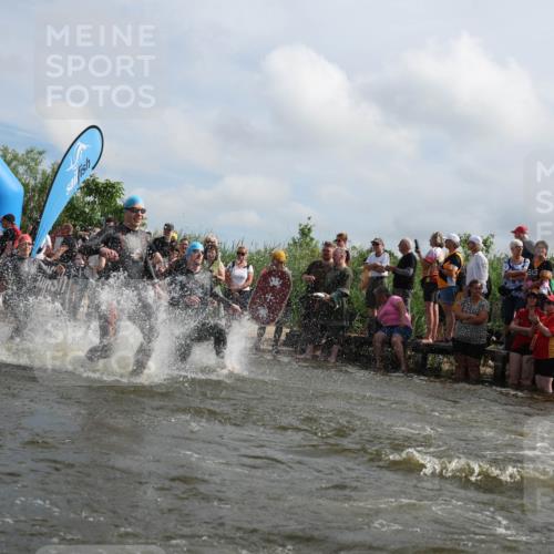 21.06.2026 - Viking Triathlon Michael Strokosch http://msf.ph/oto/9821079 21.06.2026 10:03:59 Schwimmen 122, 195, 197, 266, 268, 279, 333, 384, 460, 531, 552, 554, 608, 645, 654 meine-sportfotos.de