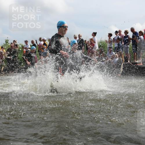 21.06.2026 - Viking Triathlon Michael Strokosch http://msf.ph/oto/9821085 21.06.2026 10:04:01 Schwimmen 122, 195, 197, 266, 268, 279, 333, 384, 460, 531, 552, 554, 608, 645, 654 meine-sportfotos.de