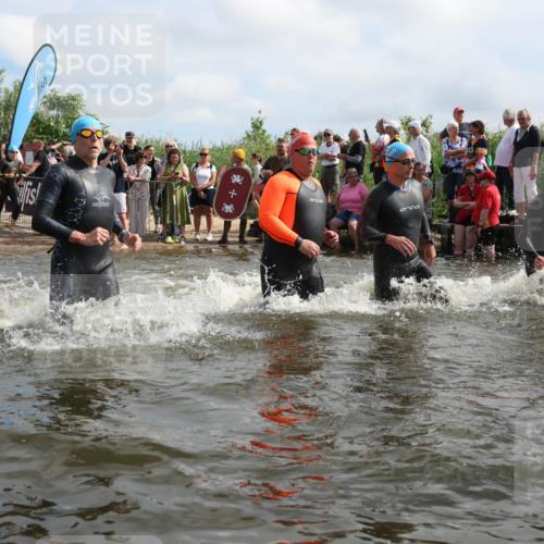 21.06.2026 - Viking Triathlon Michael Strokosch http://msf.ph/oto/9821099 21.06.2026 10:04:07 Schwimmen 122, 195, 197, 243, 266, 269, 279, 333, 384, 397, 400, 460, 496, 645, 654 meine-sportfotos.de