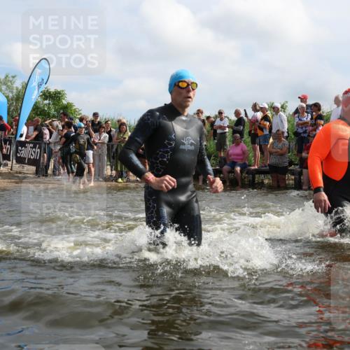 21.06.2026 - Viking Triathlon Michael Strokosch http://msf.ph/oto/9821102 21.06.2026 10:04:08 Schwimmen 122, 195, 197, 227, 243, 266, 269, 279, 333, 384, 397, 400, 460, 496, 645, 654 meine-sportfotos.de