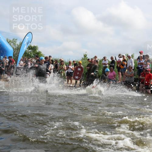 21.06.2026 - Viking Triathlon Michael Strokosch http://msf.ph/oto/9821103 21.06.2026 10:04:09 Schwimmen 195, 197, 227, 239, 243, 269, 279, 333, 397, 400, 496, 526, 654, 666 meine-sportfotos.de