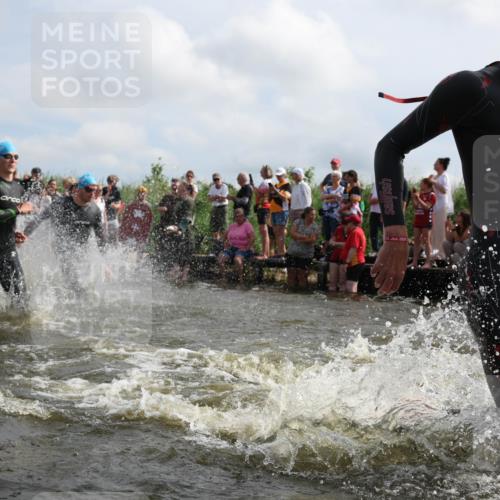 21.06.2026 - Viking Triathlon Michael Strokosch http://msf.ph/oto/9821120 21.06.2026 10:04:14 Schwimmen 96, 205, 213, 227, 239, 243, 256, 269, 377, 397, 400, 411, 496, 526, 666 meine-sportfotos.de