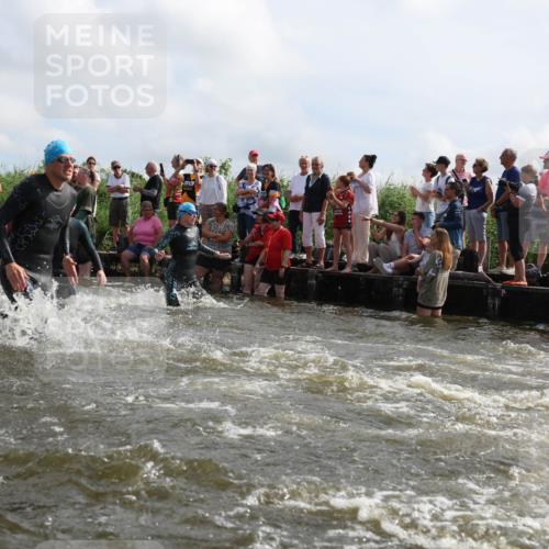 21.06.2026 - Viking Triathlon Michael Strokosch http://msf.ph/oto/9821128 21.06.2026 10:04:17 Schwimmen 96, 205, 213, 227, 239, 243, 256, 269, 377, 397, 400, 411, 496, 526, 666 meine-sportfotos.de