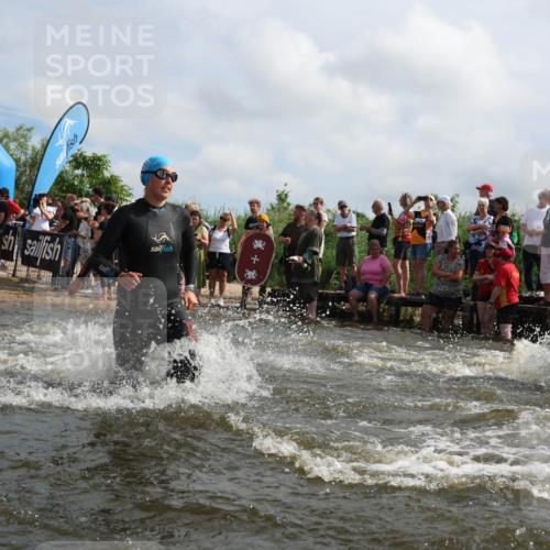 21.06.2026 - Viking Triathlon Michael Strokosch http://msf.ph/oto/9821139 21.06.2026 10:04:21 Schwimmen 96, 132, 179, 205, 213, 227, 239, 241, 256, 377, 411, 526, 602, 614, 666 meine-sportfotos.de