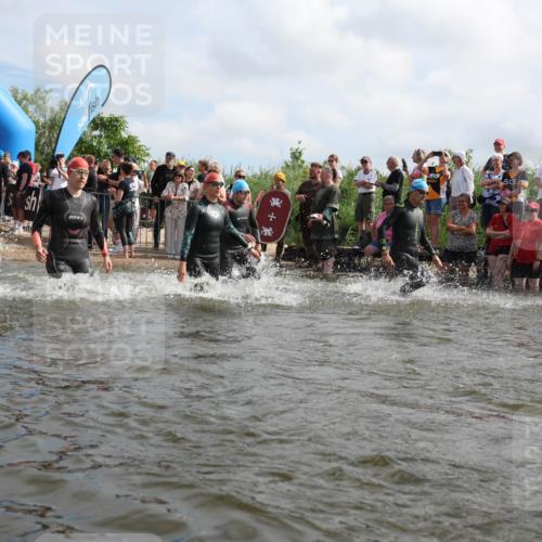 21.06.2026 - Viking Triathlon Michael Strokosch http://msf.ph/oto/9821150 21.06.2026 10:04:25 Schwimmen 96, 125, 132, 179, 205, 213, 241, 256, 398, 411, 465, 590, 602, 614, 658 meine-sportfotos.de