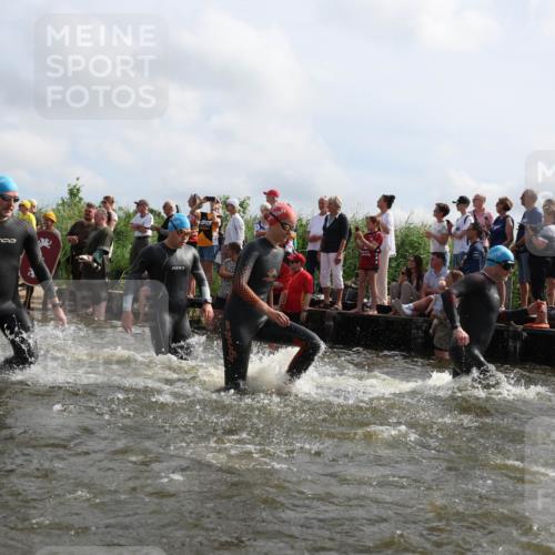 21.06.2026 - Viking Triathlon Michael Strokosch http://msf.ph/oto/9821167 21.06.2026 10:04:33 Schwimmen 125, 132, 167, 232, 241, 349, 358, 398, 425, 465, 473, 590, 647, 658 meine-sportfotos.de