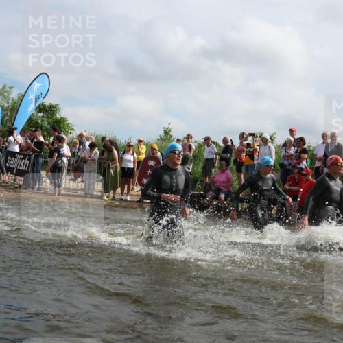 21.06.2026 - Viking Triathlon Michael Strokosch http://msf.ph/oto/9821174 21.06.2026 10:04:36 Schwimmen 63, 125, 167, 231, 232, 349, 358, 398, 425, 465, 473, 484, 511, 590, 647, 658 meine-sportfotos.de
