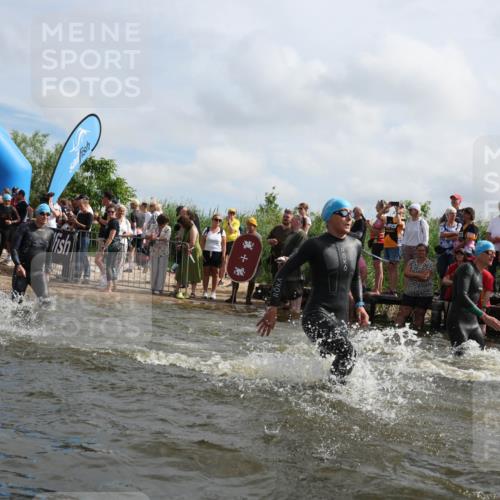 21.06.2026 - Viking Triathlon Michael Strokosch http://msf.ph/oto/9821175 21.06.2026 10:04:36 Schwimmen 63, 125, 167, 231, 232, 349, 358, 398, 425, 465, 473, 484, 511, 590, 647, 658 meine-sportfotos.de