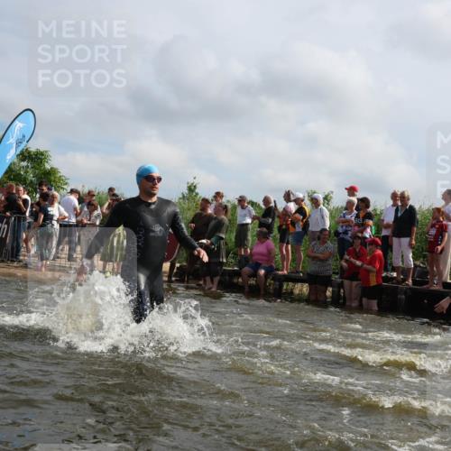 21.06.2026 - Viking Triathlon Michael Strokosch http://msf.ph/oto/9821197 21.06.2026 10:04:47 Schwimmen 22, 34, 44, 63, 150, 175, 231, 232, 247, 286, 349, 351, 355, 484, 511 meine-sportfotos.de