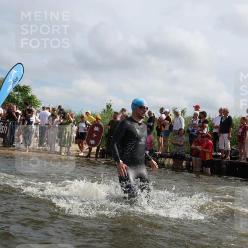 21.06.2026 - Viking Triathlon Michael Strokosch http://msf.ph/oto/9821198 21.06.2026 10:04:48 Schwimmen 22, 34, 44, 63, 150, 175, 231, 247, 286, 351, 355, 484, 511 meine-sportfotos.de