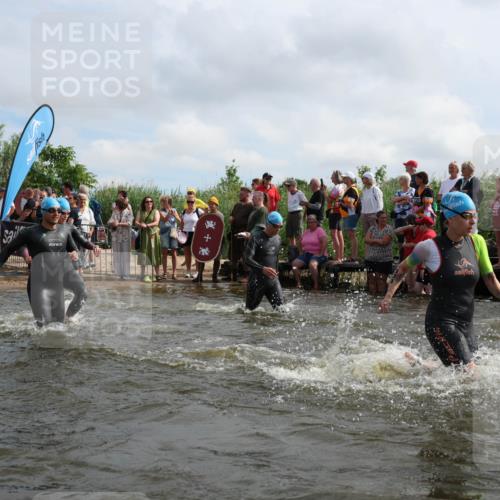 21.06.2026 - Viking Triathlon Michael Strokosch http://msf.ph/oto/9821229 21.06.2026 10:05:07 Schwimmen 165, 225, 296, 297, 301, 304, 318, 350, 370, 442, 461, 497, 516, 562, 650 meine-sportfotos.de
