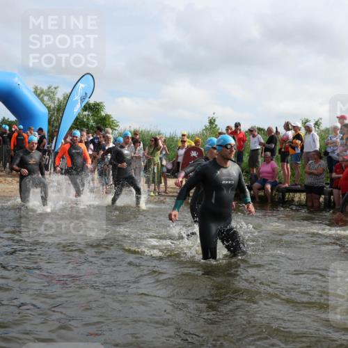 21.06.2026 - Viking Triathlon Michael Strokosch http://msf.ph/oto/9821236 21.06.2026 10:05:09 Schwimmen 165, 225, 296, 297, 301, 304, 370, 442, 497, 519, 562, 601, 617 meine-sportfotos.de