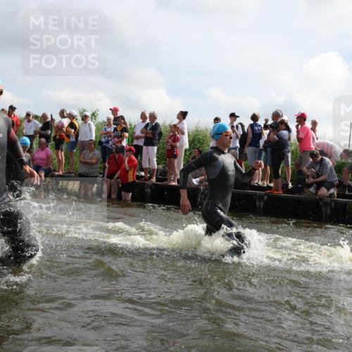 21.06.2026 - Viking Triathlon Michael Strokosch http://msf.ph/oto/9821279 21.06.2026 10:05:27 Schwimmen 33, 86, 88, 230, 302, 308, 330, 331, 341, 414, 452, 459, 472, 493, 632 meine-sportfotos.de