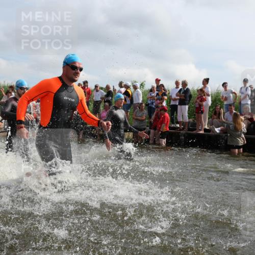 21.06.2026 - Viking Triathlon Michael Strokosch http://msf.ph/oto/9821288 21.06.2026 10:05:31 Schwimmen 86, 88, 134, 230, 262, 276, 302, 308, 330, 331, 414, 452, 459, 471, 520 meine-sportfotos.de