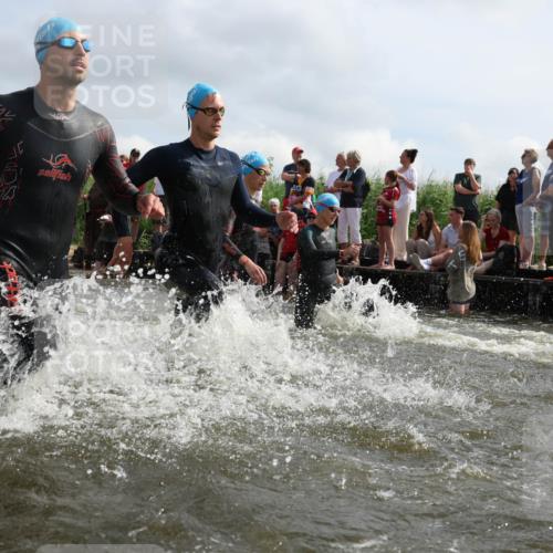 21.06.2026 - Viking Triathlon Michael Strokosch http://msf.ph/oto/9821318 21.06.2026 10:05:47 Schwimmen 45, 78, 160, 183, 193, 234, 316, 387, 393, 399, 482, 528, 567, 578, 663 meine-sportfotos.de