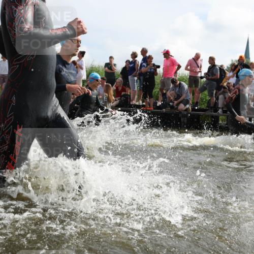 21.06.2026 - Viking Triathlon Michael Strokosch http://msf.ph/oto/9821320 21.06.2026 10:05:48 Schwimmen 45, 78, 160, 183, 193, 234, 316, 387, 393, 399, 482, 528, 567, 578, 663 meine-sportfotos.de