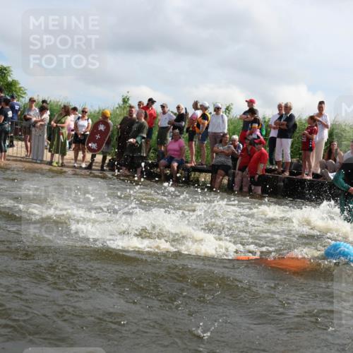 21.06.2026 - Viking Triathlon Michael Strokosch http://msf.ph/oto/9821328 21.06.2026 10:05:52 Schwimmen 45, 78, 156, 160, 183, 193, 282, 316, 393, 498, 505, 528, 563, 567, 578 meine-sportfotos.de