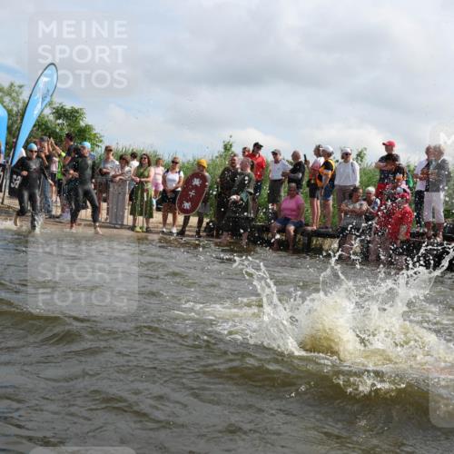 21.06.2026 - Viking Triathlon Michael Strokosch http://msf.ph/oto/9821332 21.06.2026 10:05:53 Schwimmen 45, 78, 156, 160, 183, 193, 282, 316, 393, 498, 505, 528, 563, 567, 578 meine-sportfotos.de