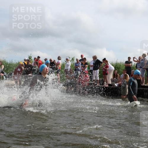 21.06.2026 - Viking Triathlon Michael Strokosch http://msf.ph/oto/9821360 21.06.2026 10:06:06 Schwimmen 91, 93, 147, 153, 162, 173, 185, 259, 261, 273, 368, 405, 443, 479, 541 meine-sportfotos.de