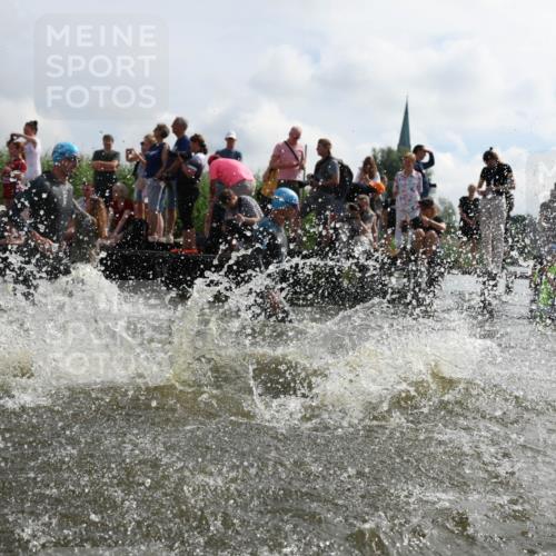 21.06.2026 - Viking Triathlon Michael Strokosch http://msf.ph/oto/9821365 21.06.2026 10:06:07 Schwimmen 91, 93, 147, 153, 162, 173, 185, 259, 261, 273, 368, 405, 443, 479, 541 meine-sportfotos.de