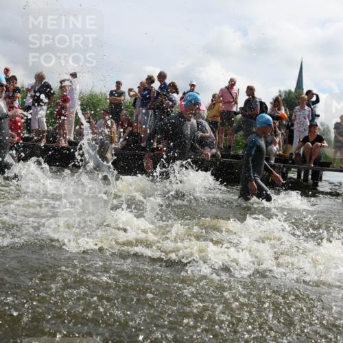 21.06.2026 - Viking Triathlon Michael Strokosch http://msf.ph/oto/9821367 21.06.2026 10:06:08 Schwimmen 91, 93, 147, 153, 162, 173, 185, 259, 261, 273, 368, 405, 443, 479, 541 meine-sportfotos.de