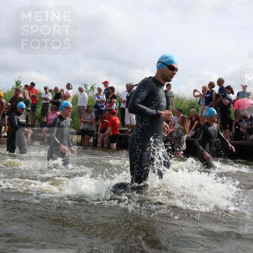 21.06.2026 - Viking Triathlon Michael Strokosch http://msf.ph/oto/9821374 21.06.2026 10:06:13 Schwimmen 41, 147, 153, 162, 173, 185, 190, 248, 273, 312, 368, 378, 405, 479, 541, 550 meine-sportfotos.de