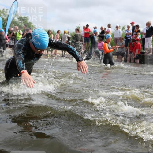 21.06.2026 - Viking Triathlon Michael Strokosch http://msf.ph/oto/9821383 21.06.2026 10:06:19 Schwimmen 41, 85, 153, 162, 184, 190, 248, 274, 312, 368, 378, 479, 489, 522, 533, 539, 541, 550, 577, 603 meine-sportfotos.de