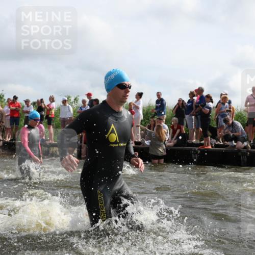 21.06.2026 - Viking Triathlon Michael Strokosch http://msf.ph/oto/9821389 21.06.2026 10:06:23 Schwimmen 41, 72, 85, 184, 190, 212, 248, 274, 312, 378, 415, 489, 522, 533, 539, 550, 577, 603 meine-sportfotos.de