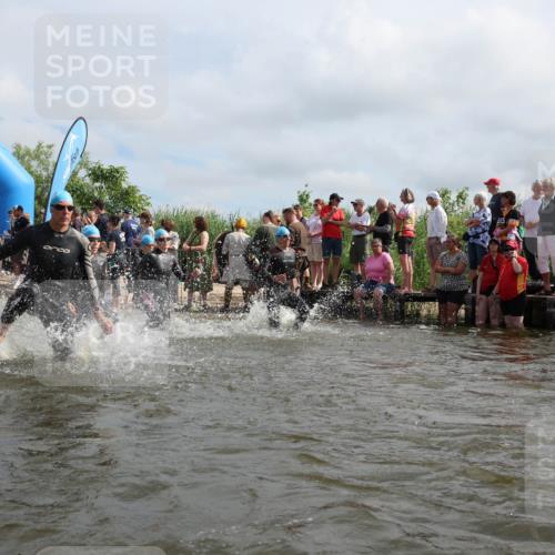 21.06.2026 - Viking Triathlon Michael Strokosch http://msf.ph/oto/9821419 21.06.2026 10:06:40 Schwimmen 138, 151, 177, 206, 260, 321, 326, 429, 444, 445, 616, 618, 619, 638, 641 meine-sportfotos.de