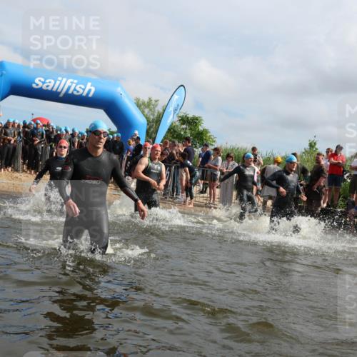 21.06.2026 - Viking Triathlon Michael Strokosch http://msf.ph/oto/9821440 21.06.2026 10:06:54 Schwimmen 54, 60, 94, 123, 166, 245, 310, 314, 449, 464, 495, 609, 615, 668 meine-sportfotos.de