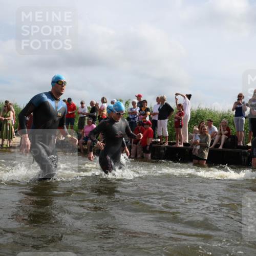 21.06.2026 - Viking Triathlon Michael Strokosch http://msf.ph/oto/9821455 21.06.2026 10:07:03 Schwimmen 37, 54, 60, 69, 94, 123, 289, 307, 314, 329, 345, 369, 449, 555, 615, 668 meine-sportfotos.de