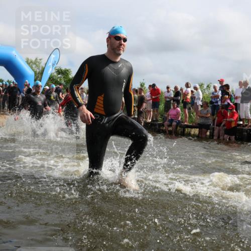 21.06.2026 - Viking Triathlon Michael Strokosch http://msf.ph/oto/9821460 21.06.2026 10:07:04 Schwimmen 37, 60, 69, 94, 123, 135, 289, 307, 314, 329, 345, 369, 470, 523, 555 meine-sportfotos.de