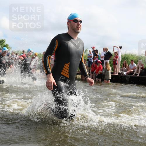 21.06.2026 - Viking Triathlon Michael Strokosch http://msf.ph/oto/9821461 21.06.2026 10:07:05 Schwimmen 37, 60, 69, 94, 123, 135, 289, 307, 314, 329, 345, 369, 470, 523, 555 meine-sportfotos.de