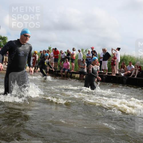 21.06.2026 - Viking Triathlon Michael Strokosch http://msf.ph/oto/9821467 21.06.2026 10:07:08 Schwimmen 37, 60, 69, 94, 116, 123, 135, 289, 307, 314, 329, 345, 369, 390, 470, 523, 555, 574, 662 meine-sportfotos.de